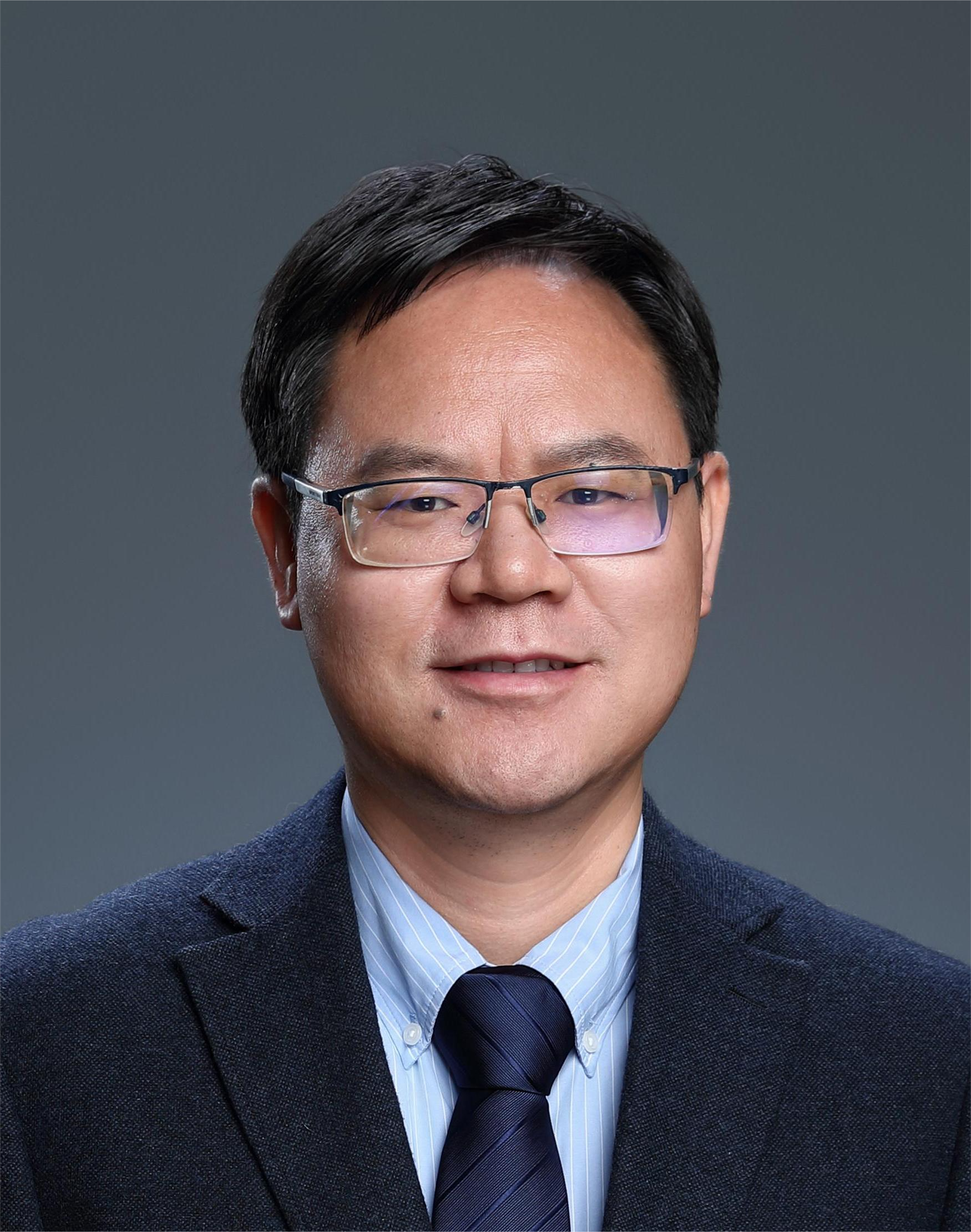 敖志敏3.png