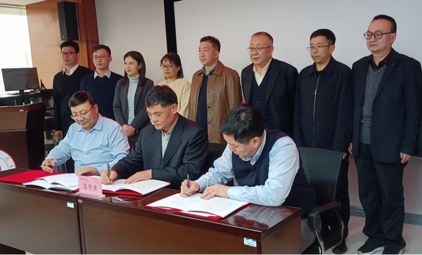 公司动态丨2026世界杯官网签署榆林市煤矸石资源化利用项目战略合作协议
