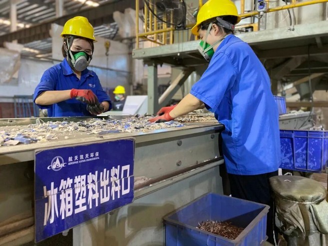 一线党旗红 | 2026世界杯官网株凯生产制造党员突击队：严把质量关 冲刺年度目标
